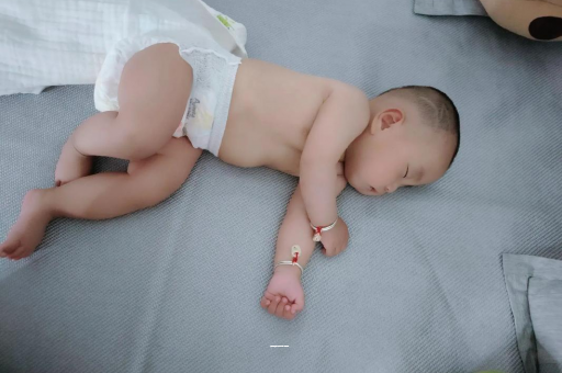 张北孕妇肚子一跳一跳